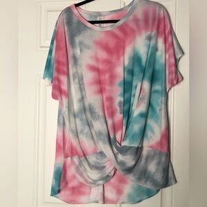 Women’s tie dye summer short sleeved top 2x /xxl boutique item plus